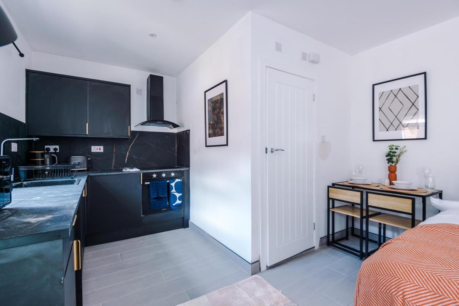 Comfort Style Brand New Selly Oaks Apartment Бирмингам Екстериор снимка